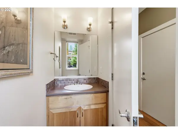 367 RUSTIC PL #44, Eugene, OR 97401