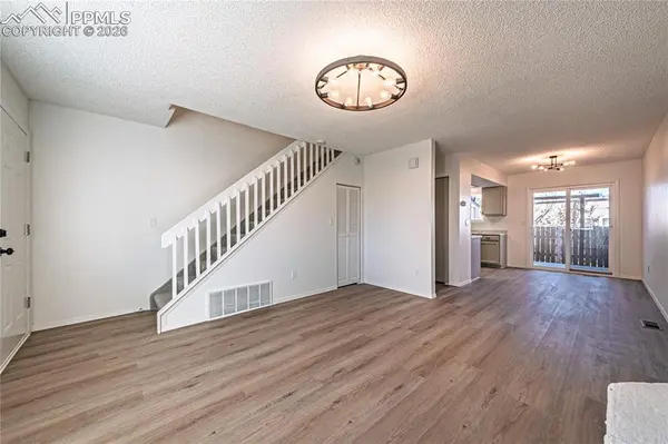 3064 Starlight CIR, Colorado Springs, CO 80916