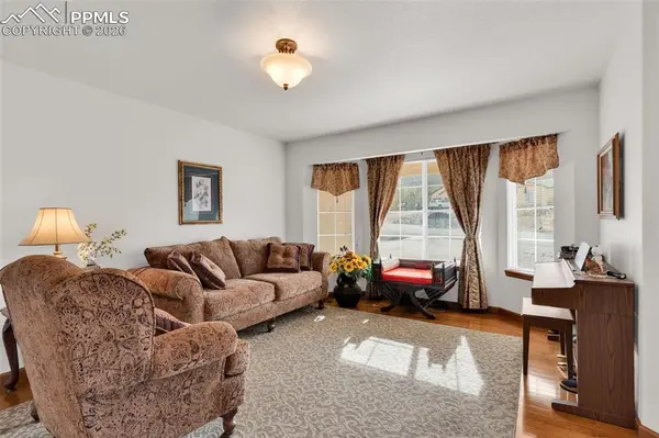 304 Storm Ridge DR, Canon City, CO 81212