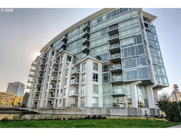 1310 NW NAITO PKWY #707, Portland, OR 97209