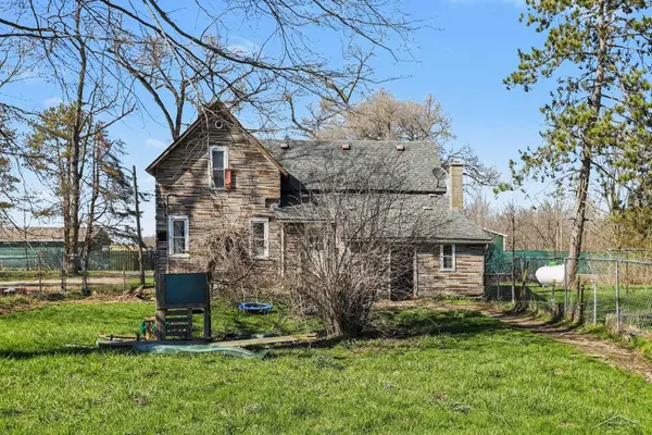 38753 Fisk Lake RD, Waverly Twp, MI 49079