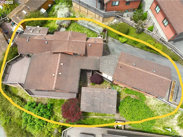 19921 WHALESHEAD RD #U9, Brookings, OR 97415