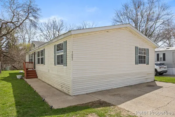 7062 Independence LN SW, Byron Twp, MI 49548