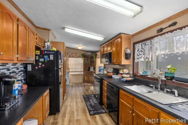 7062 Independence LN SW, Byron Twp, MI 49548