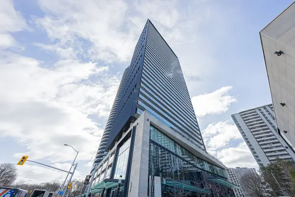 575 Bloor ST E #2810, Toronto C08, ON M4W 0B2