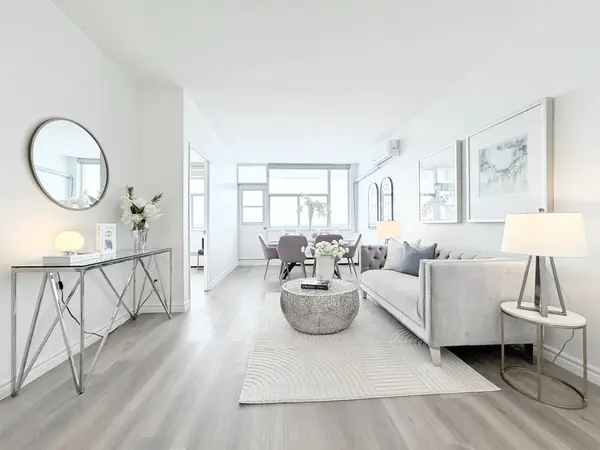 2245 Eglinton AVE E #1007, Toronto E04, ON M1K 2N3