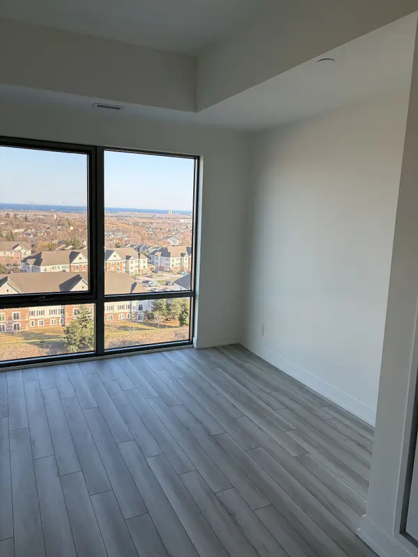 51 Clarington BLVD #1104, Clarington, ON L1C 0A1