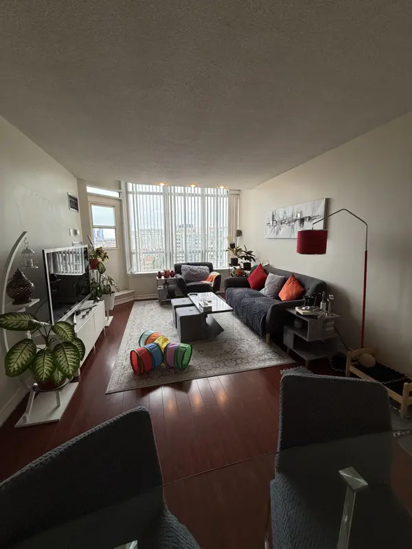 81 Townsgate DR #PH106 [ROOM], Vaughan, ON L4J 8E6