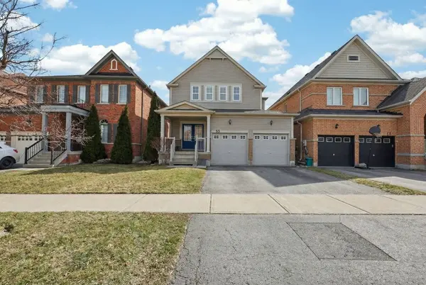 55 Faris ST, Bradford West Gwillimbury, ON L3Z 0C5