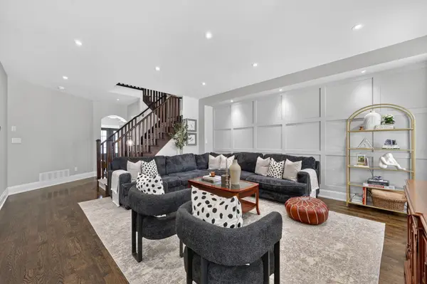 55 Faris ST, Bradford West Gwillimbury, ON L3Z 0C5