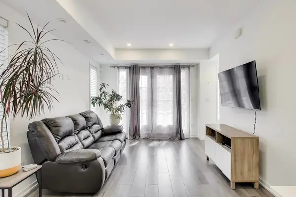 26 Bruce ST #E07, Vaughan, ON L4L 0H4