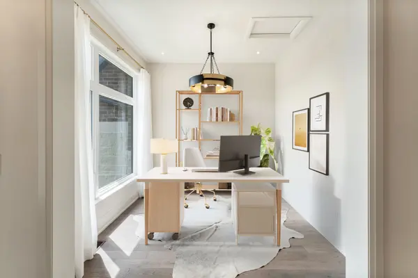 9 Vern Robertson Gate, Uxbridge, ON L9P 0R9