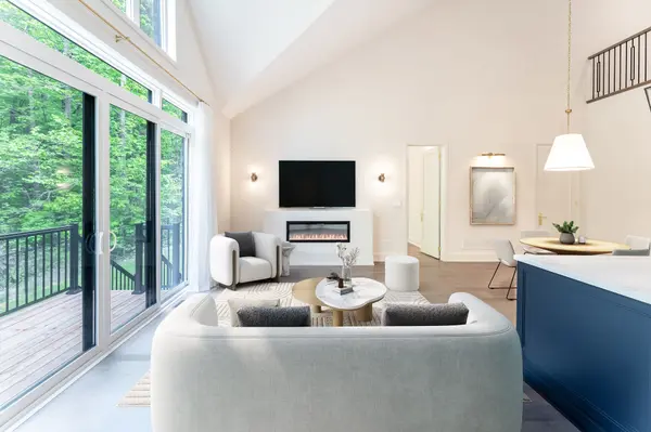 9 Vern Robertson Gate, Uxbridge, ON L9P 0R9