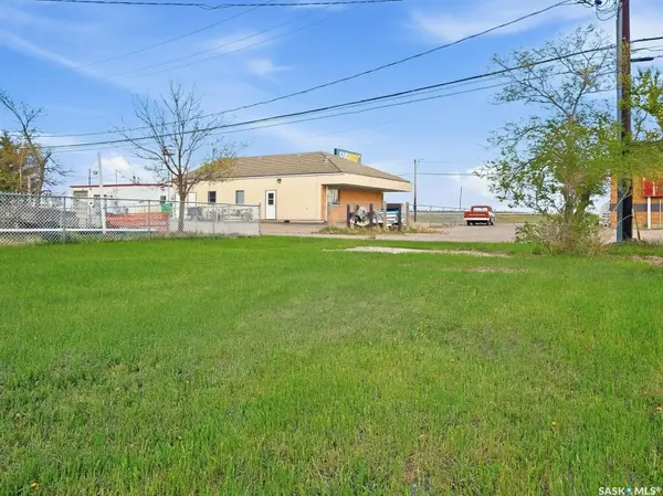 206 1st AVENUE E, Rosetown, SK S0L 2V0