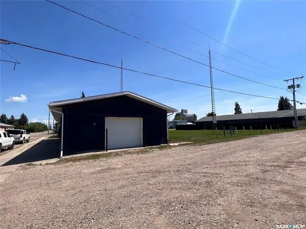402 Hill AVENUE, Cut Knife, SK S9A 0N0