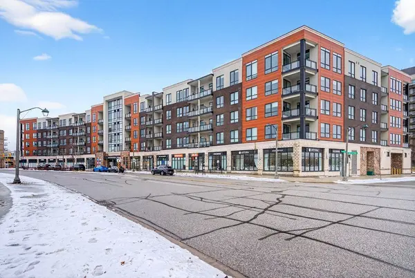 150 Oak Park BLVD #503, Oakville, ON L6H 3P2