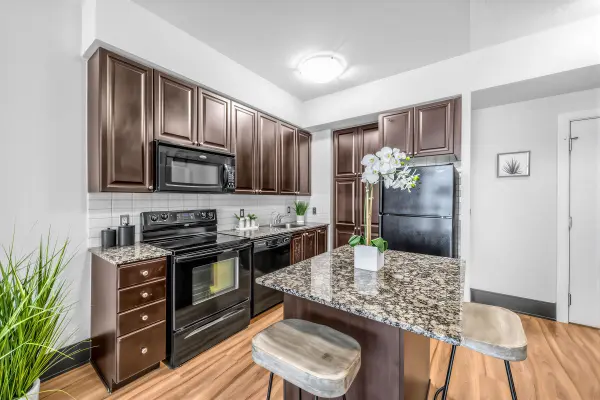 330 Burnhamthorpe RD W #3005, Mississauga, ON L5B 0E1