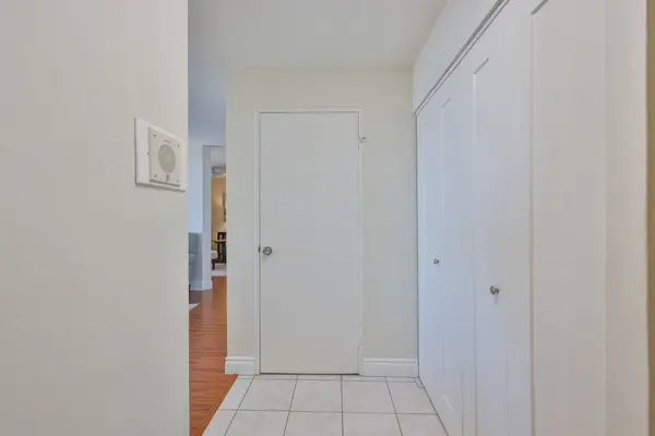 2055 Upper Middle RD #1703, Burlington, ON L7P 3P4