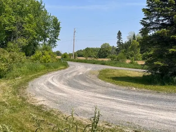 5296 Panmure RD, Mississippi Mills, ON K0A 2X0