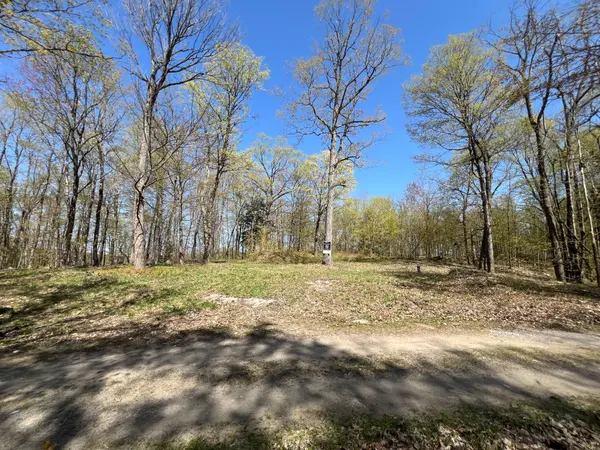 1019 CARL'S RD #3, Muskoka Lakes, ON P0B 1J0