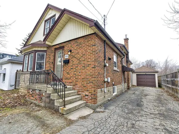 458 Upper Wellington ST, Hamilton, ON L9A 3P4