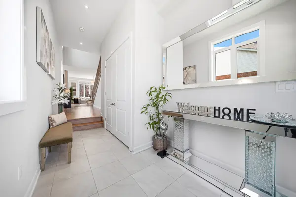 37 Riesling ST, Grimsby, ON L3M 0L2