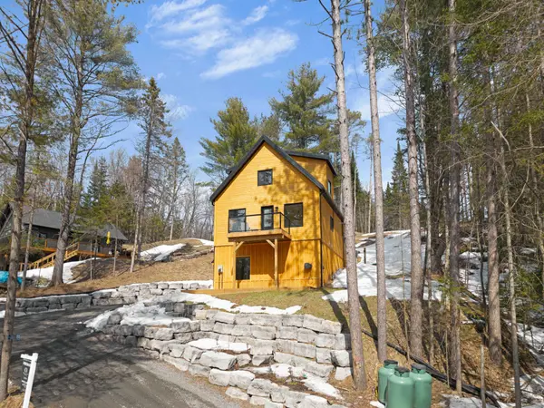 81 Balsam Chutes RD, Huntsville, ON P0B 1L0