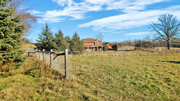 571 Hickory Beach RD, Kawartha Lakes, ON K0M 1N0