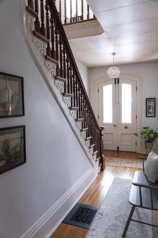 172 Dundas ST W, Greater Napanee, ON K7R 2A4