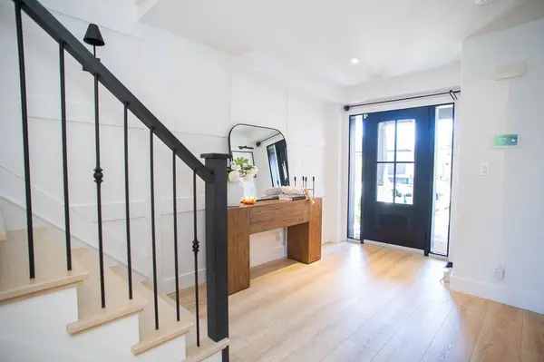 26 Gibbons ST, Norfolk, ON N0E 1Y0