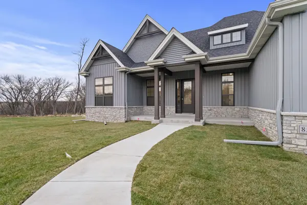 8556 Carberry Lane, Roscoe, IL 61073