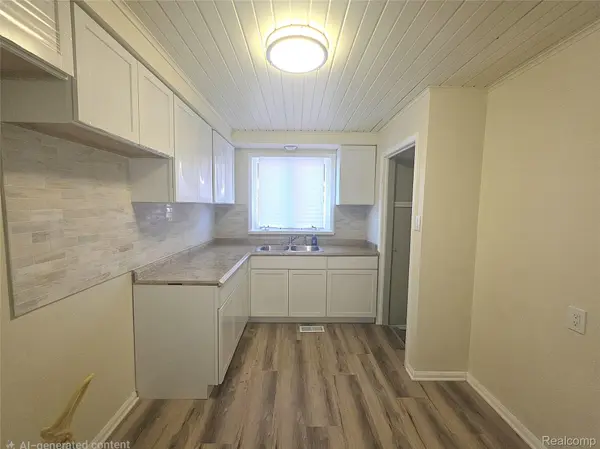 8882 Grandville AVE, Detroit, MI 48228