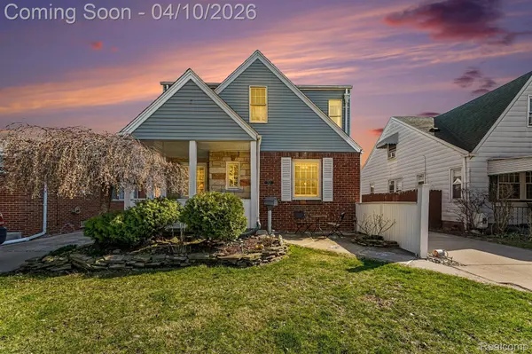 713 Riverbank ST, Lincoln Park, MI 48146