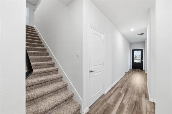 1604 Briar Hunt Drive, Forney, TX 75126