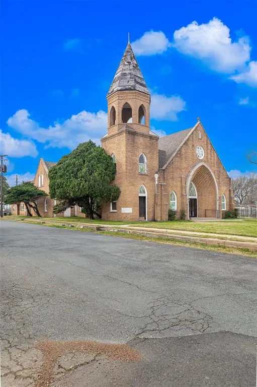 3401 Greenwood Road, Shreveport, LA 71109