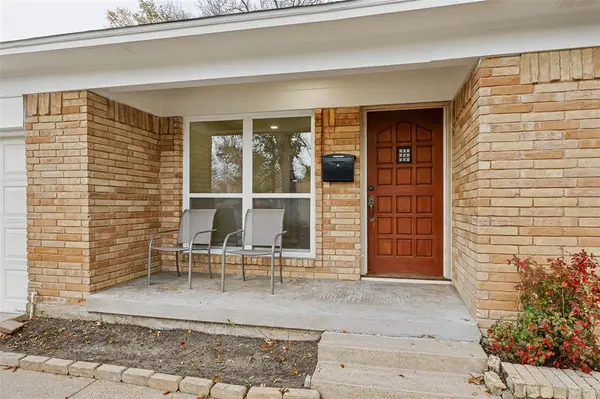 3216 Rock Bluff Drive, Dallas, TX 75227