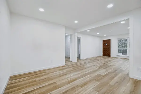 3216 Rock Bluff Drive, Dallas, TX 75227