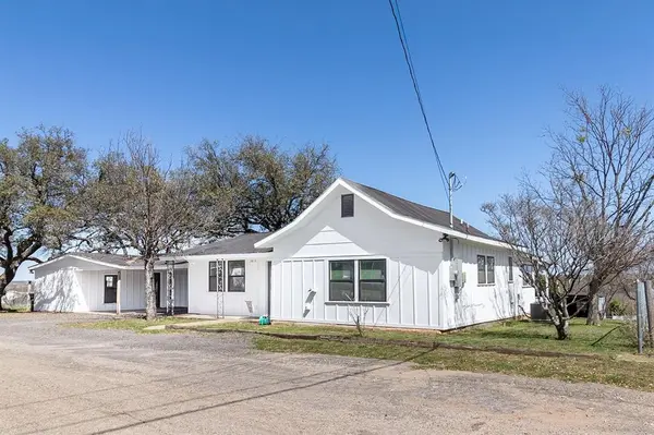 1815 S Oak Street, Brady, TX 76825
