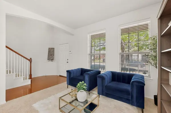 9009 Golden Sunset Trail, Fort Worth, TX 76244