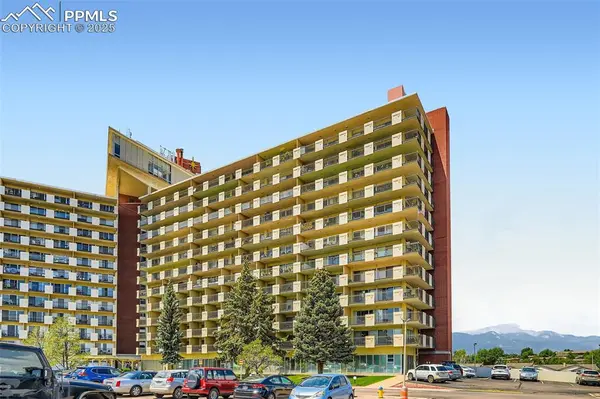 411 Lakewood CIR #A202, Colorado Springs, CO 80910