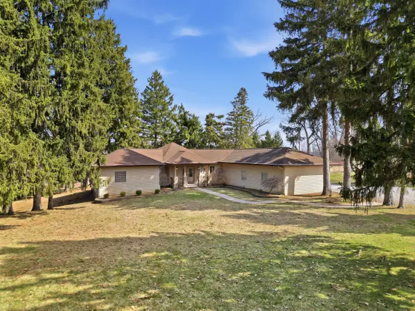 6150 Willow RD, West Bloomfield Twp, MI 48324