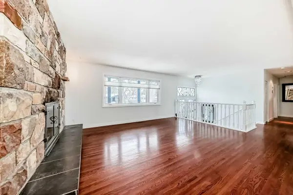 9723 Fairmount DR SE, Calgary, AB T2J0R9