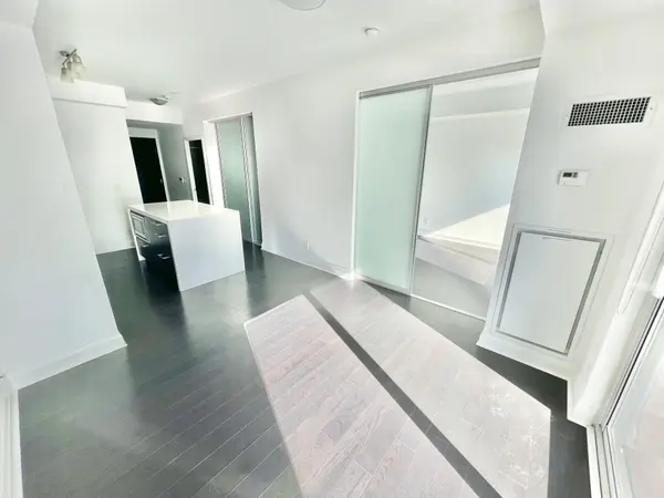 1080 Bay ST #503, Toronto C01, ON M5S 0A5