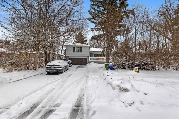 127 Kitchener RD, Toronto E10, ON M1E 2Y2