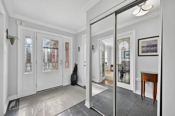 4 Darling CRES, New Tecumseth, ON L9R 1P4