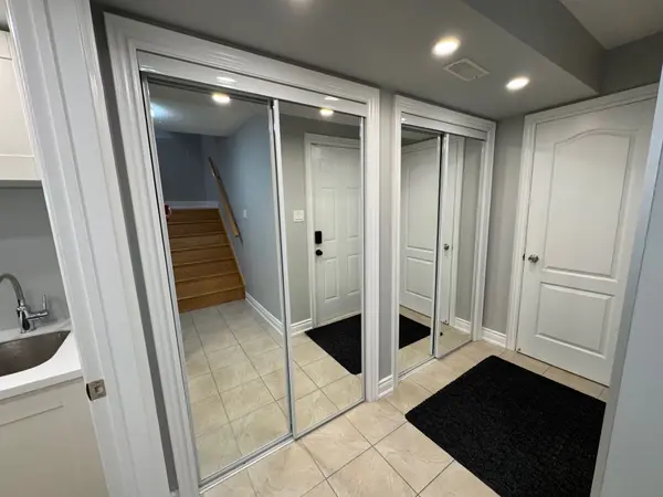 37 Matthewson AVE, Bradford West Gwillimbury, ON L3Z 0P3