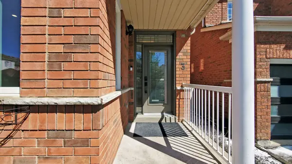 3 Manorwood DR, Markham, ON L6C 2S9