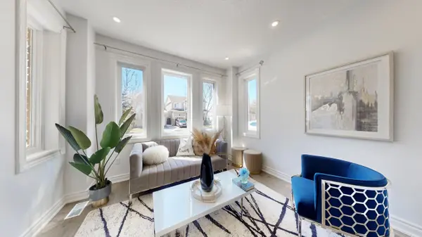 3 Manorwood DR, Markham, ON L6C 2S9