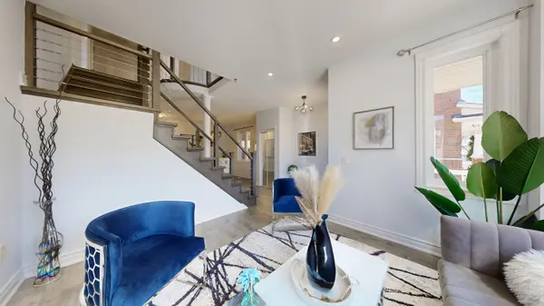 3 Manorwood DR, Markham, ON L6C 2S9