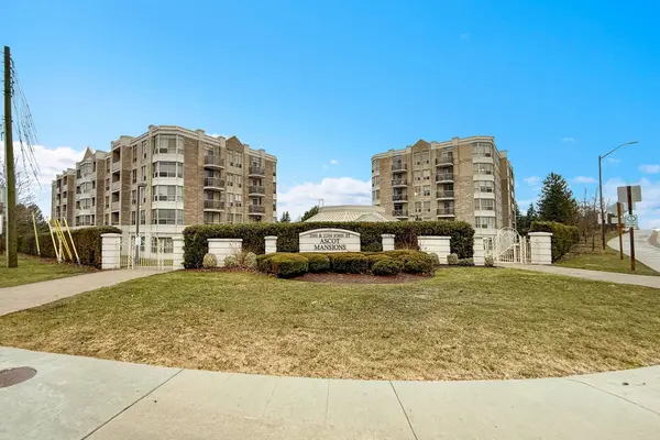 2100 John ST #216, Markham, ON L3T 7S6